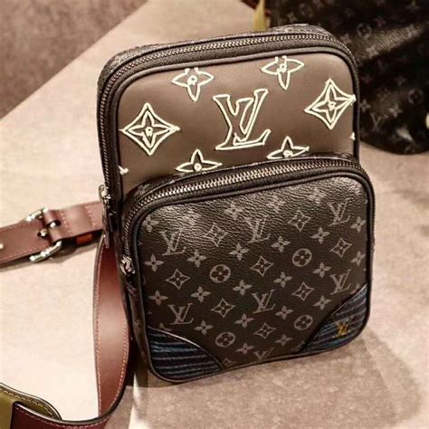 sling bag for men lv.